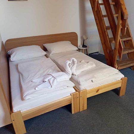 Penzion Zatoka Liptovský Trnovec Buitenkant foto